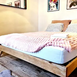C M Park Apartament